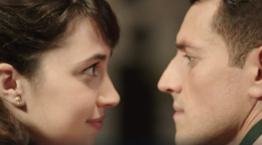 Da sinistra: Clara Danese (Elvira Gallo) e Emanuel Caserio (Salvatore Amato) in una scena della puntata 17 de