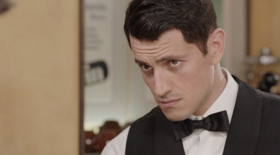 Emanuel Caserio (Salvatore Amato) in una scena della puntata 32 de