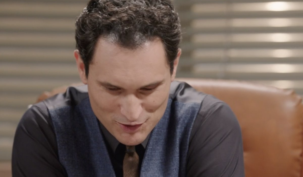 Alessandro Tersigni (Vittorio Conti) in una scena della puntata 32 de