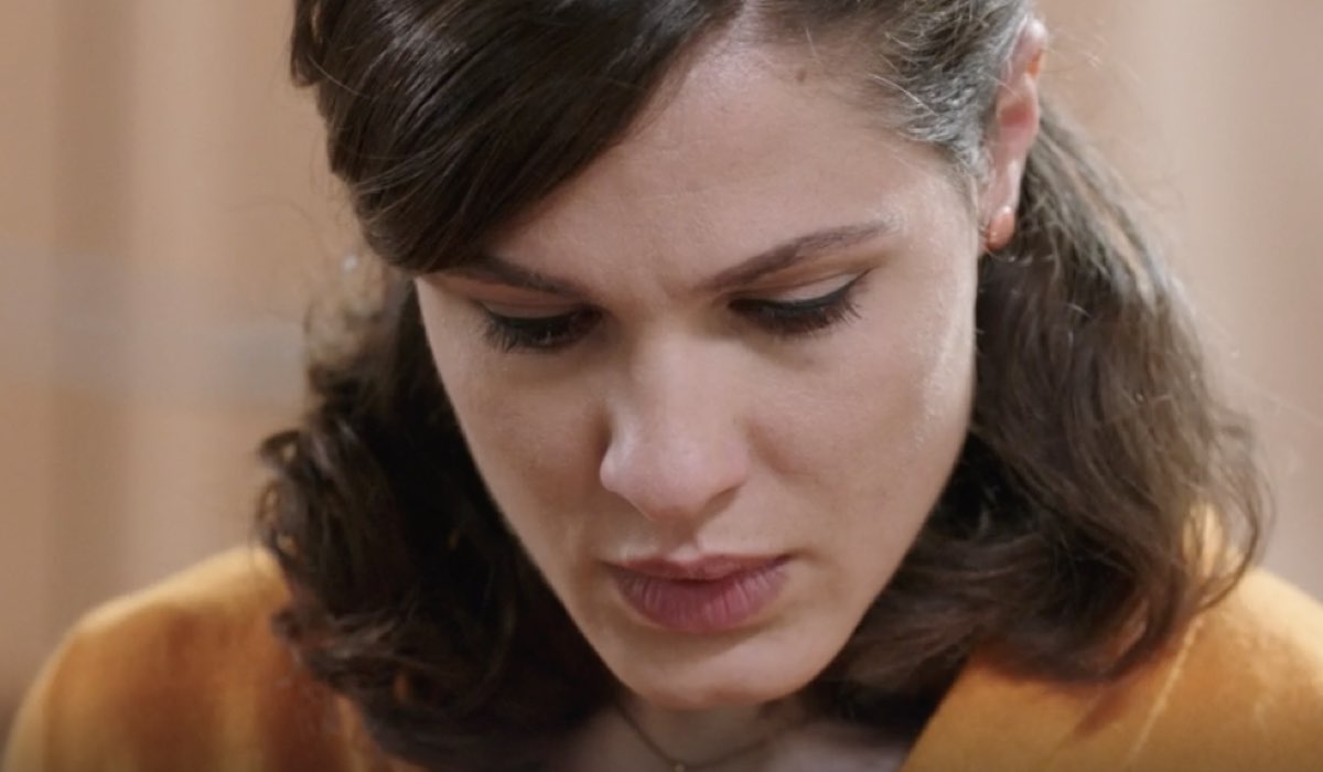 Giulia Vecchio (Anna Imbriani) in una scena della puntata 10 de 