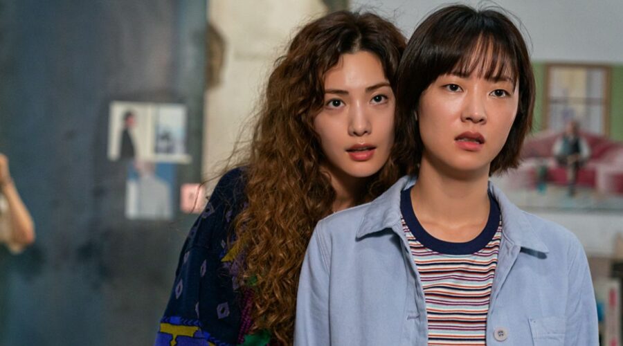 Jeon Yeo-been E Nana In Una Scena Di 