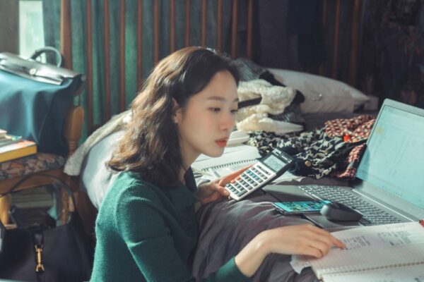 Kim Go-eun interpreta Oh Injoo in