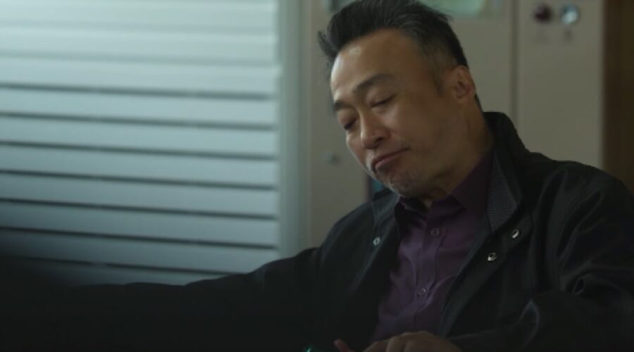 Lee Sung Min nei panni di Kim Taekrok ne 