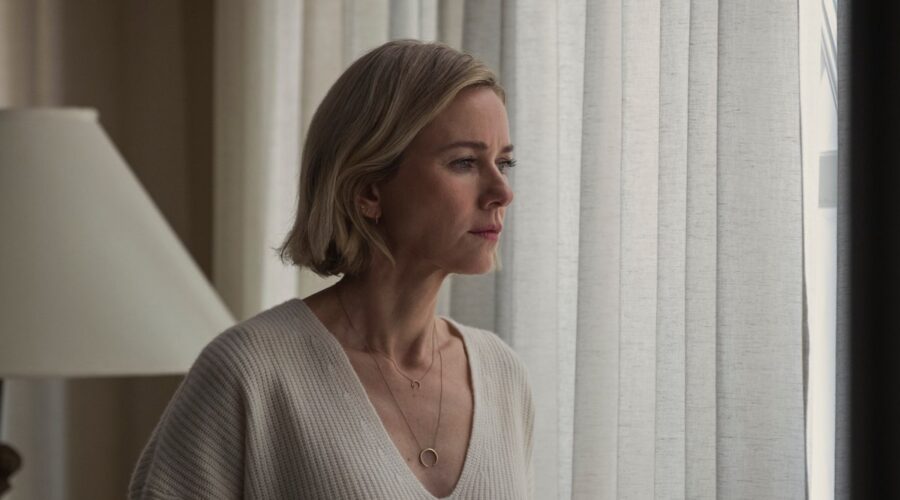 Naomi Watts Interpreta Nora in una scena di