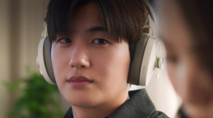 Park Hyung-sik in una scena del secondo episodio di