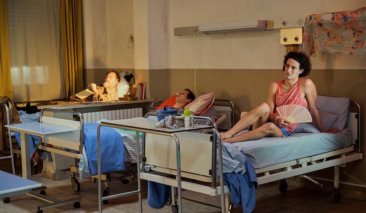 Da sinistra a destra: Andrea Pennacchi (Mario), Alessandro Pacioni (Alessandro), Vincenzo Crea (Gianluca) in una scena di