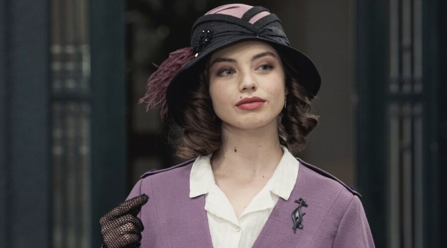 Lydia Pavon (Gabriela Salmeron, figlia di Genoveva) n una scena di 
