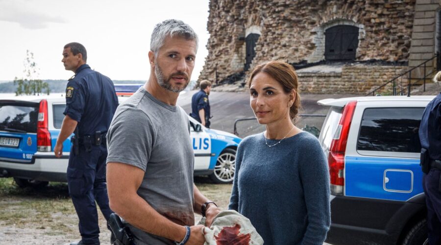 Da sinistra: Nicola Cleve boch e Alexandra Rapaport in una scena di 