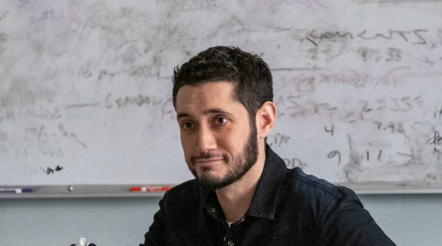 Dan Perlman As Dan In Flatbush Misdemeanors, Leanin Photo Credit Francisco Roman Showtime