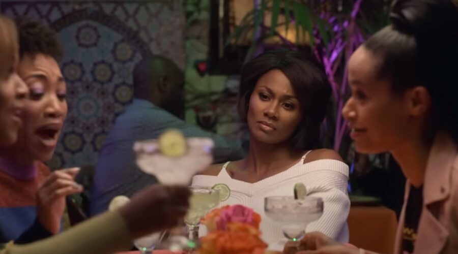 Emayatzy Corinealdi in una scena dal trailer di
