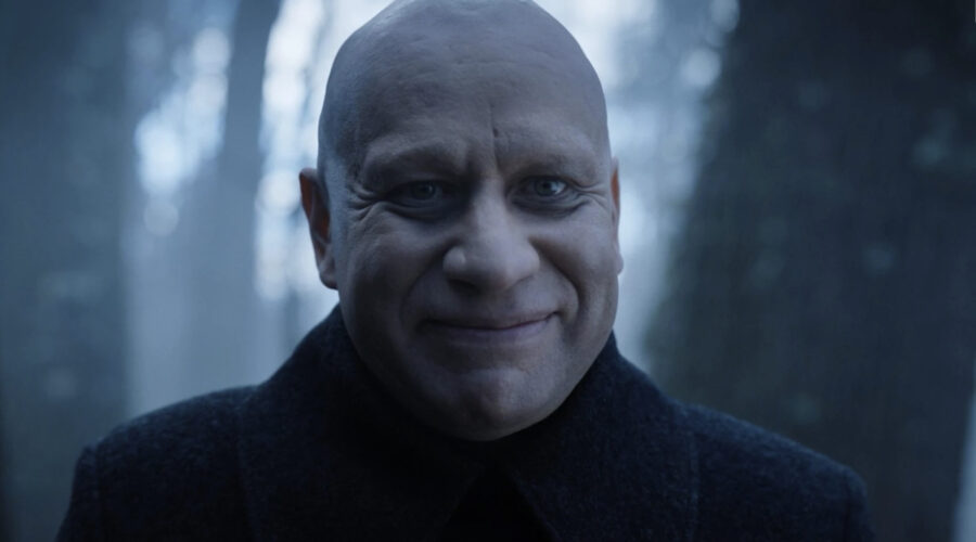 Fred Armisen, Zio Fester In Mercoledì Credits Netflix