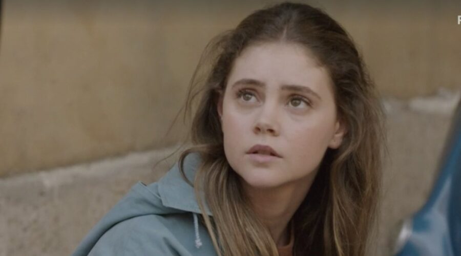 Elvira Camarrone (Clara Boscolo) in una scena della puntata 29 de