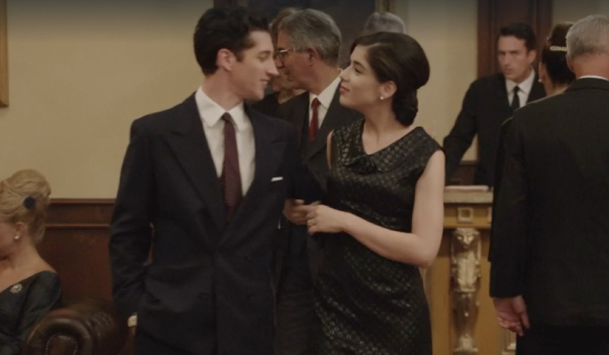 From left: Moisé Curia (Marco di Sant'Erasmo) and Grace Ambrose (Stefania Colombo) in a scene from episode 445 de 
