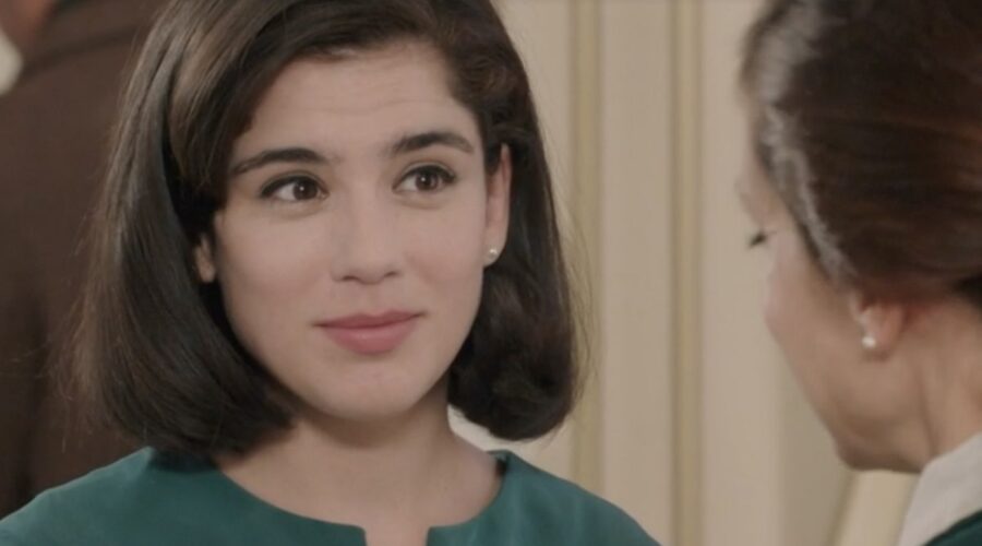 Grace Ambrose (Stefania Colombo) in una scena della puntata 48 de