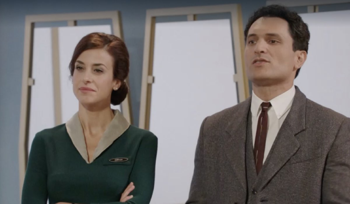 Da sinistra: Lara Komar (Gloria Moreau) e Alessandro Tersigni (Vittorio Conti) in una scena della puntata 52 de 