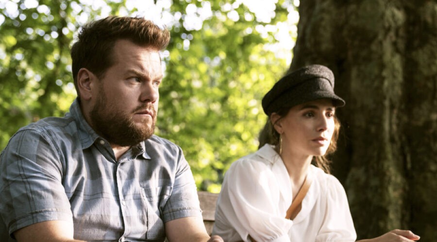 James Corden E Melia Kreiling In Una Scena Di Mamals Credits Amazon Prime Video