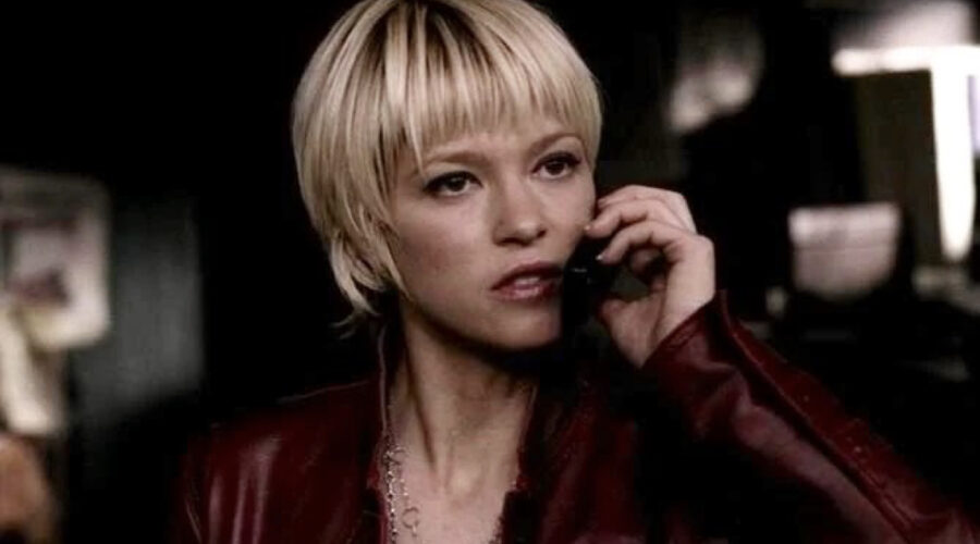 L'attrice Nicki Aycox nei panni di Meg Masters, qui in un fotogramma della prima stagione di “Supernatural”. Credits: Cattura schermo/WBTV.