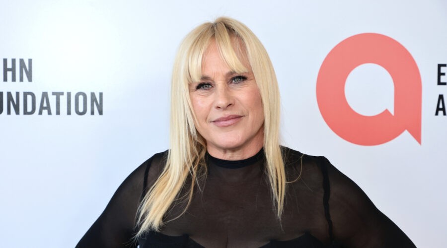 Patricia Arquette partecipa al 30° Annual Academy Awards Viewing Party della Elton John AIDS Foundation il 27 marzo 2022 a West Hollywood, California. (Foto di Jamie McCarthy/Getty Images per la Elton John AIDS Foundation).