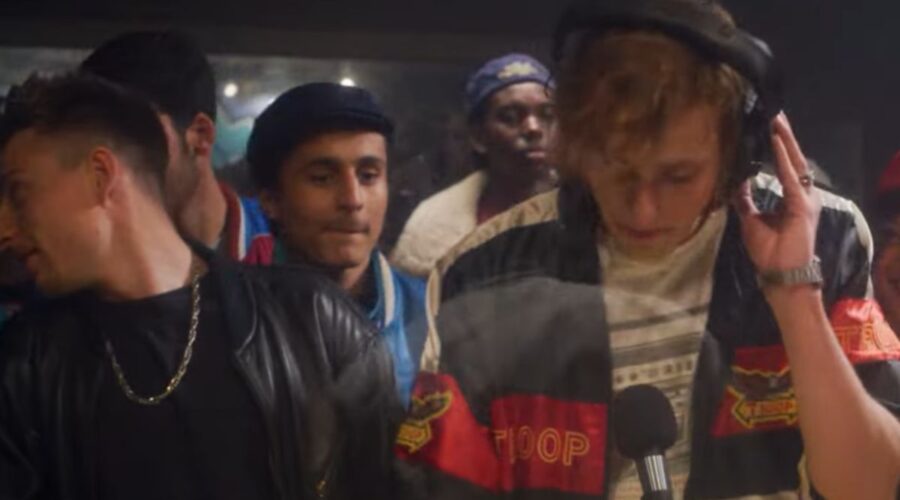 Screenshot Di Una Scena Del Trailer Di