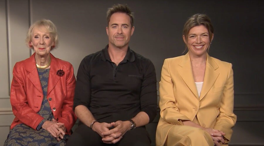 “The Crown 5”: intervista a Marcia Warren, James Murray e Claudia Harrison. Credits: cattura schermo.