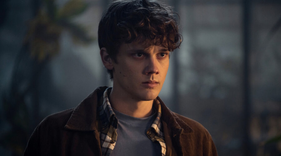 Tyler Galpin (Hunter Doohan) In Mercoledì Credits Netflix
