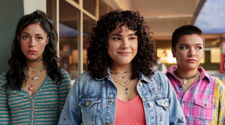 Esmeralda Soto È Mich, Alicia Velez È Tania, Isabel Yudice È Yadi In Un'immagine Di 