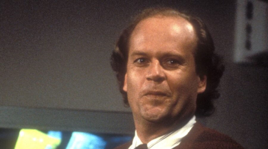 Kelsey Grammer in una scena di “Fraiser”. Credits: Paramount+.