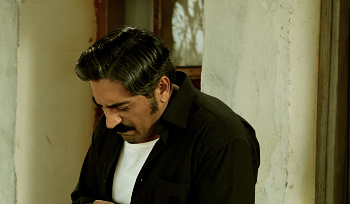 Bülent Polat (Gaffur Taskin) in una scena di 
