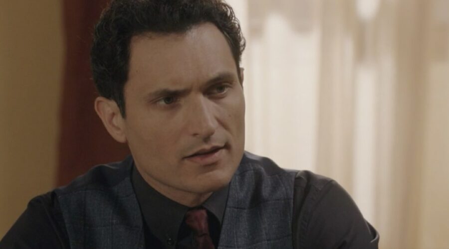Alessandro Tersigni (Vittorio Conti) in una scena della puntata 56 de