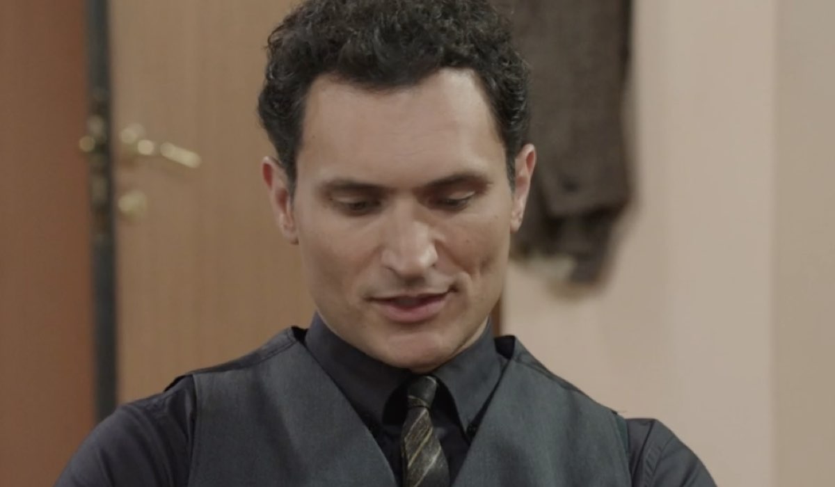 Alessandro Tersigni (Vittorio Conti) in una scena della puntata 22 de 