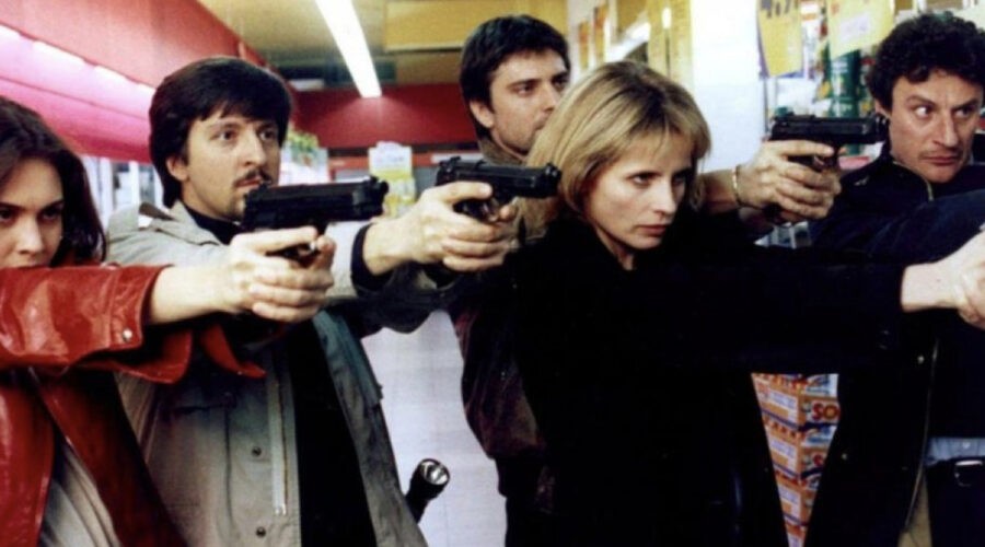 Immagine Di Copertina Distretto Di Polizia 1 Credits Mediaset Infinity