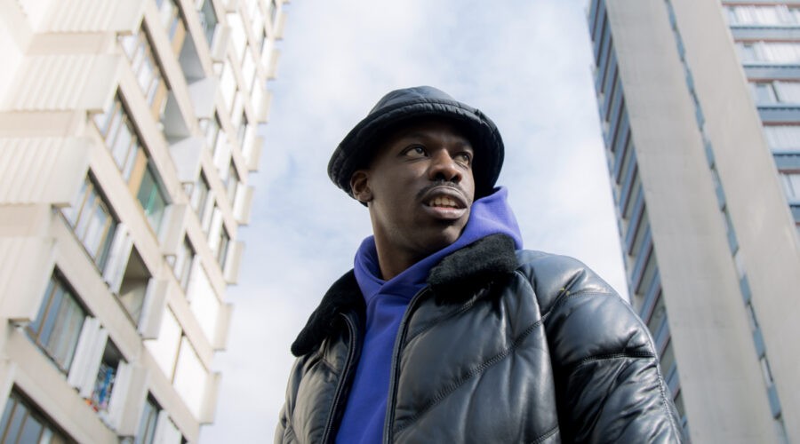 Jean-pascal Zadi In Candidato Unico Credits Gaël Turpo Per Netflix