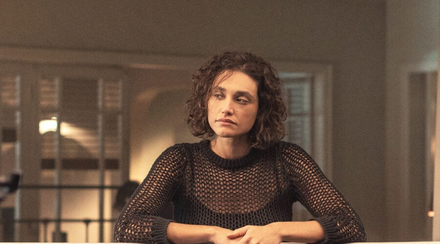 Olhar Indiscreto (L To R) Debora Nascimento As Miranda In Olhar Indiscreto. Cr. Aline Arruda:netflix