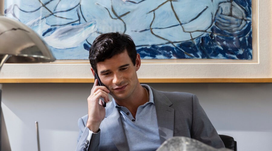 Paul Forman interpreta Nicolas in 