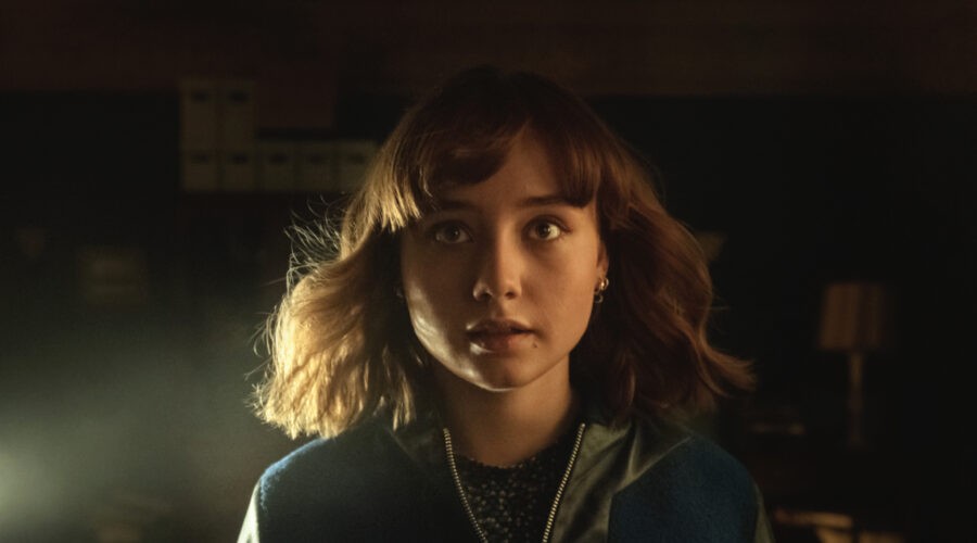 Ruby Stokes In Lockwood And Co Credits Parisa Taghizadeh Per Netflix