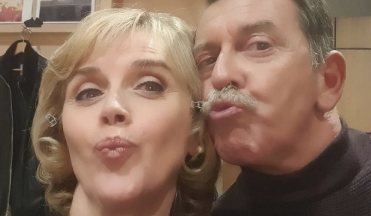 Da sinistra: Valentina Tomada (Palma Rizzo) e Pietro Genuardi (Armando Ferraris) sul set de 