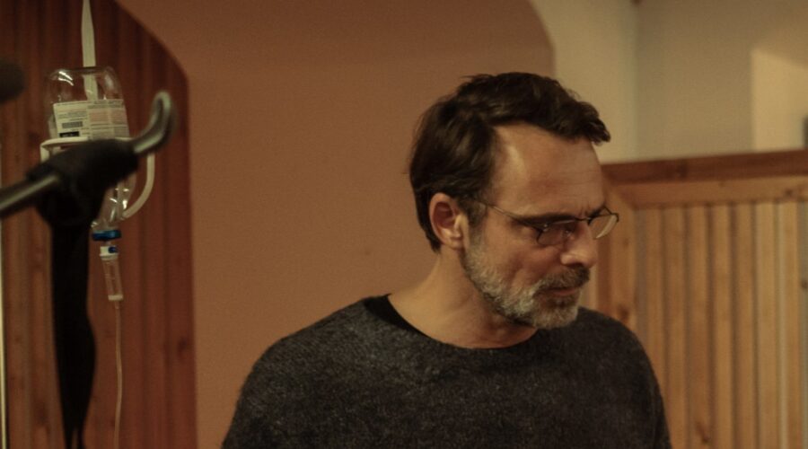 Alessandro Preziosi (Giovanni Lo Bianco) in una scena di 