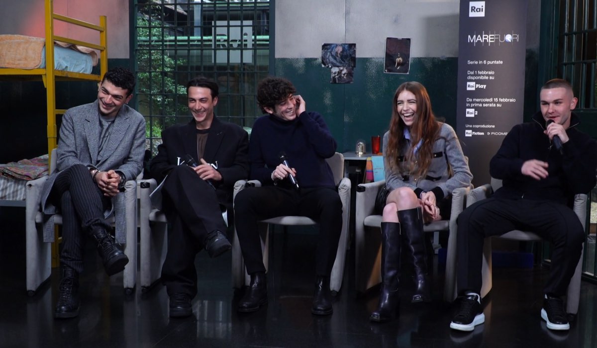 Mare Fuori 3, intervista a Nicolas Maupas, Valentina Romani, Matteo Paolillo, Artem e Giacomo Giorgio Mare Fuori 3, intervista a Nicolas Maupas, Valentina Romani, Matteo Paolillo, Artem e Giacomo Giorgio