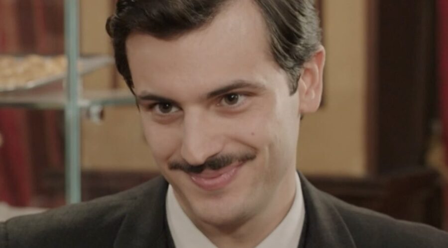 Elia Tedesco (Vito Lamantia) in una scena della puntata 88 de 