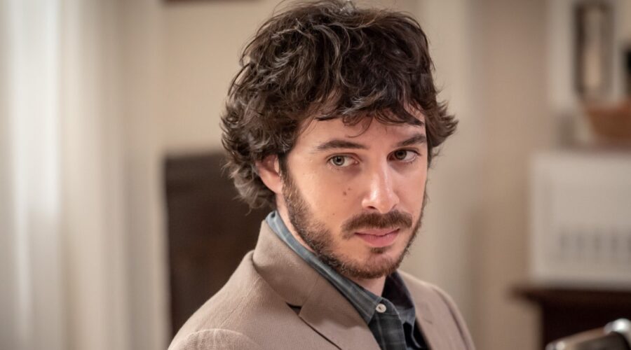 Pierpaolo Spollon interpreta Emiliano in 
