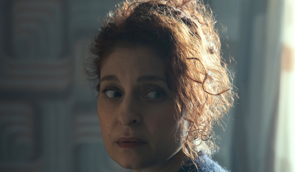 Susy Del Giudice (Margherita) In La Vita Bugiarda Degli Adulti Credits Netflix