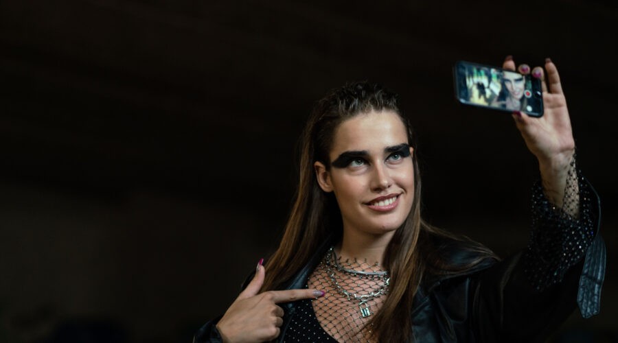 Clara Soccini interpreta Giulia in 