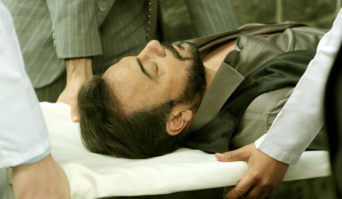 Kerem Alisik (Fekeli) in una scena di