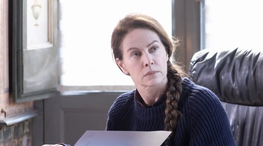 Elena Sofia Ricci (Teresa Battaglia) in una scena di 