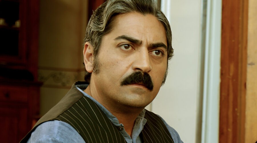 Bülent Polat (Gaffur Taskin) in una scena di