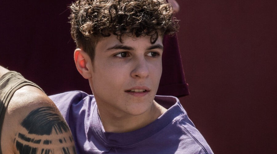 Giuseppe Pirozzi interpreta Raffaele in 