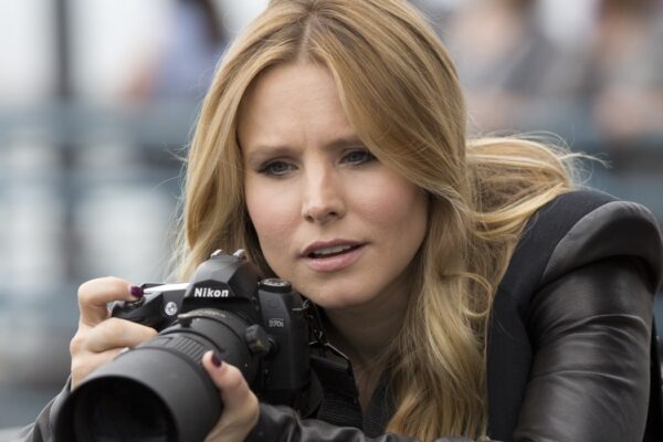 Attrice Kristen Bell in una scena di 