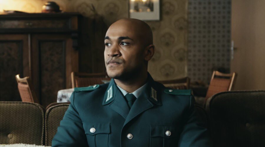 Malick Bauer In Sam - Una Vita Da Sassone Credits Disney Plus