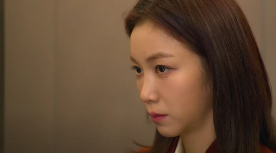 Screenshot Della Protagonista Nel Trailer Di 