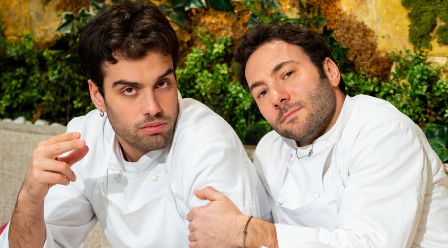 Da sinistra: Vladimir Randazzo (Nunzio) e Samuele Cavallo (Samuel) in una scena di 